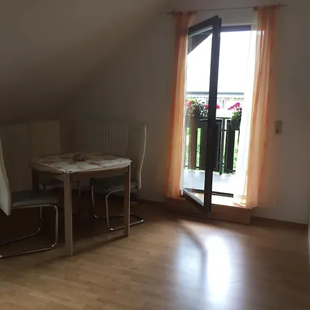 Luna Διαμέρισμα Πίρνα